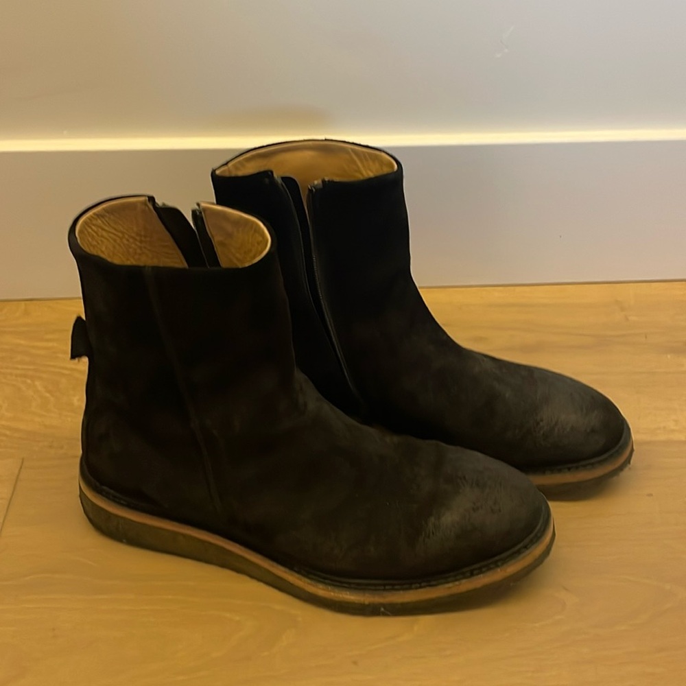 Barney’s New York shoes
